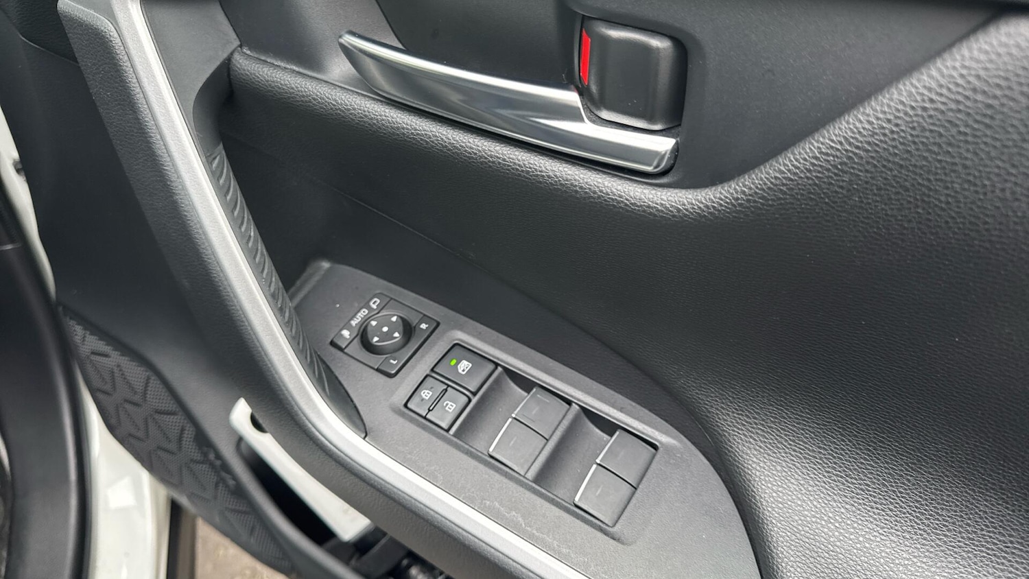 Used Toyota RAV4 2022 for sale - 76512691: Photo 34