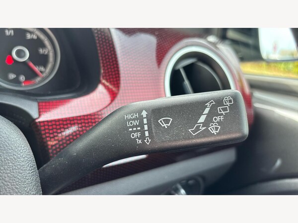 Used Volkswagen up! 2022 for sale - 76189869: Photo 28