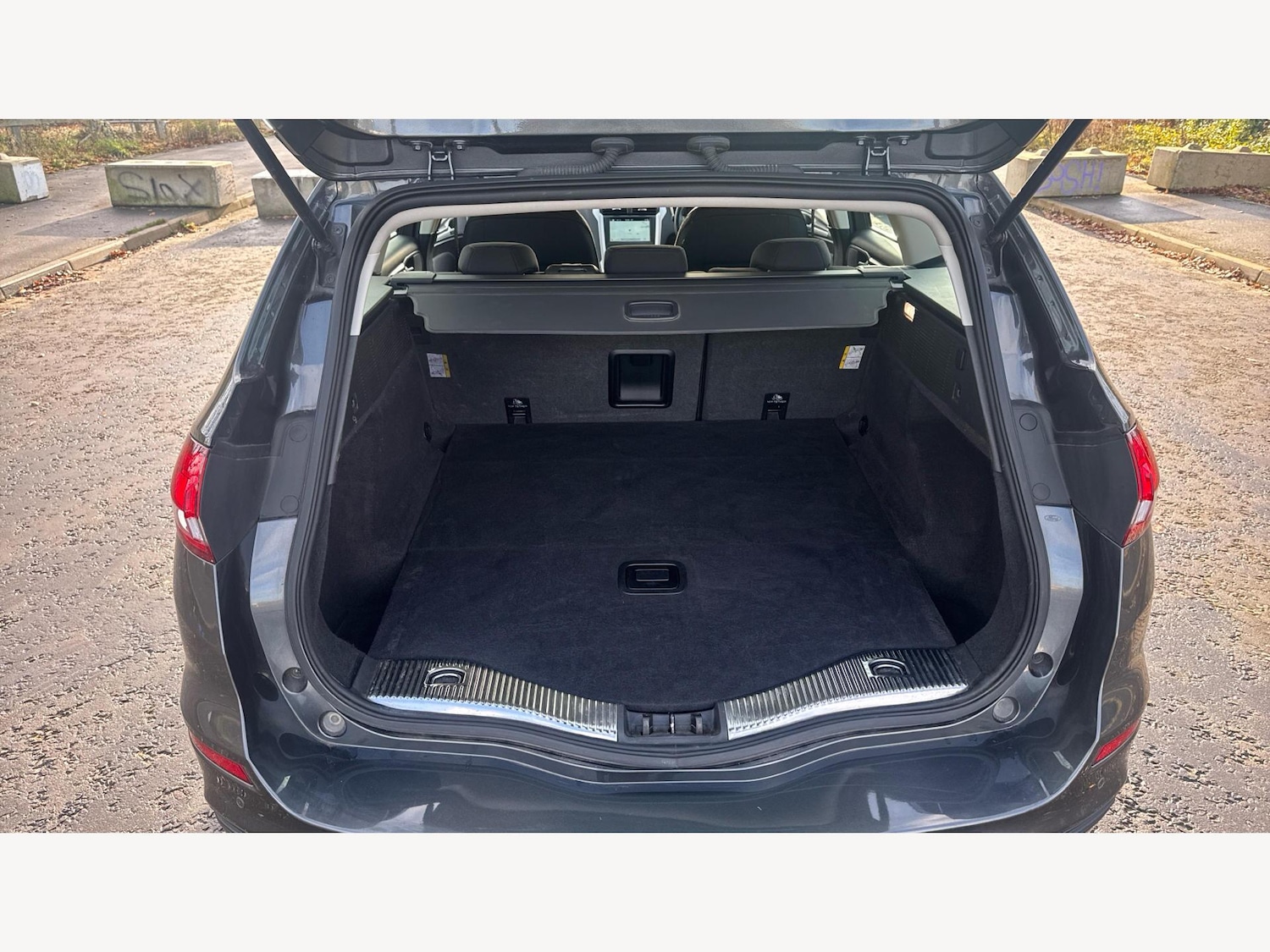 Used Ford Mondeo 2018 for sale - 77144080: Photo 16