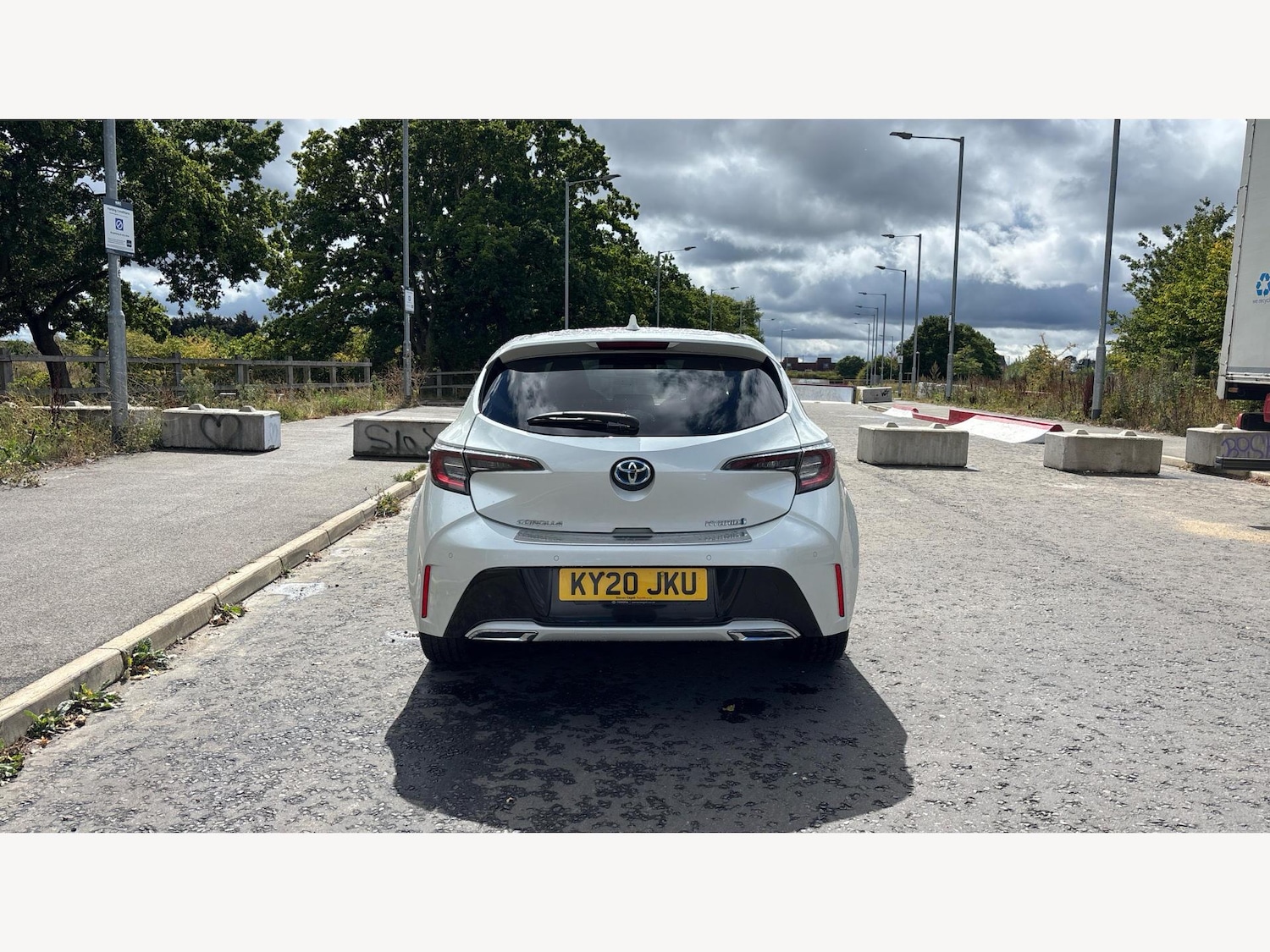 Vehicle 21