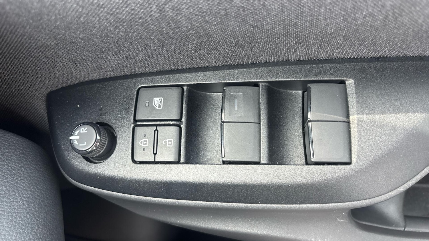 Used Toyota Yaris Cross 2022 for sale - 77191191: Photo 34