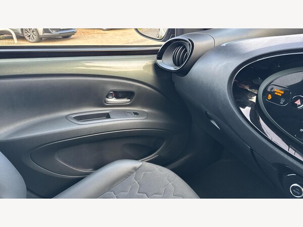 Used Toyota Aygo X 2022 for sale - 76188507: Photo 39
