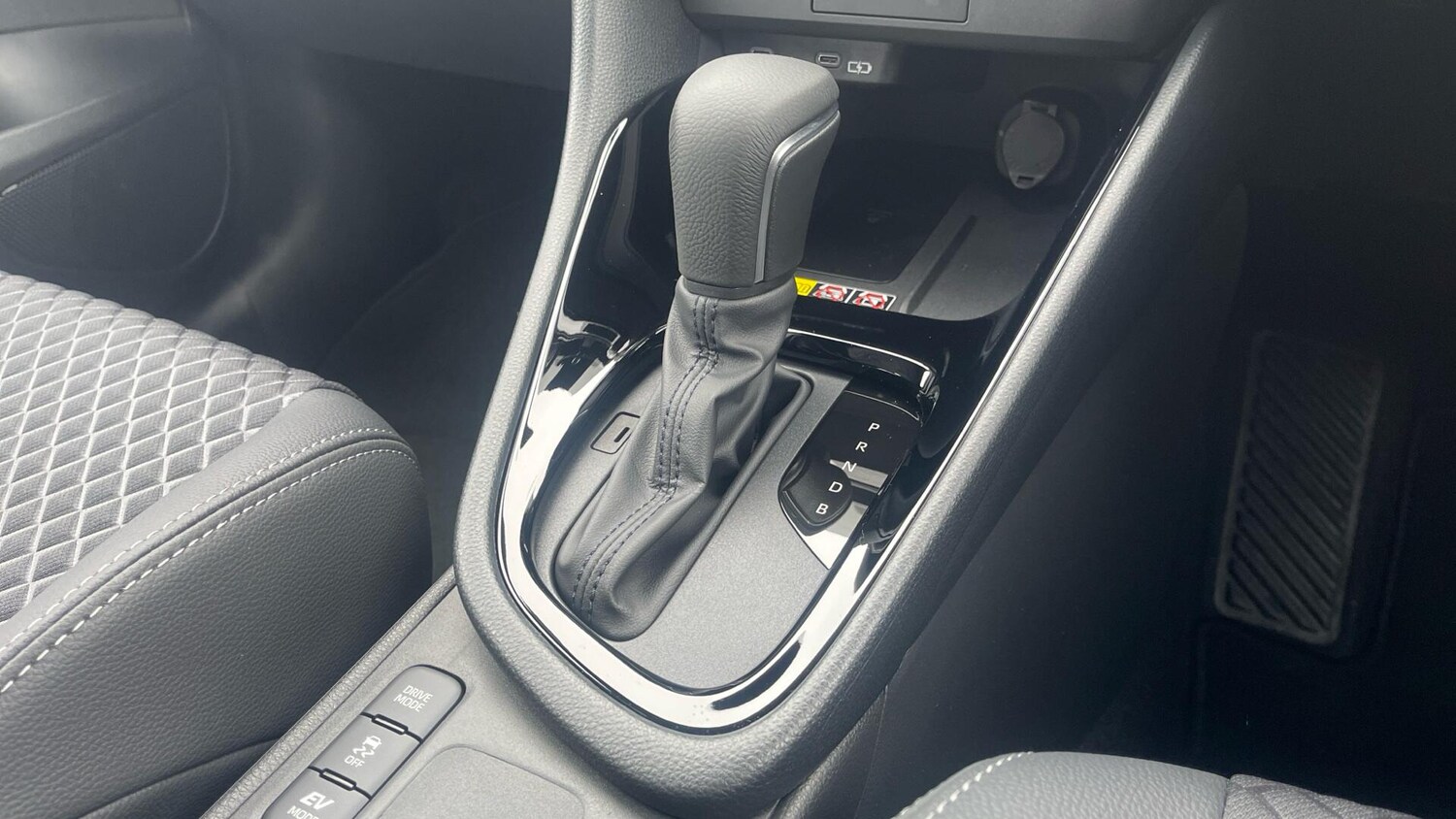 Used Toyota Yaris 2025 for sale - 77940336: Photo 36