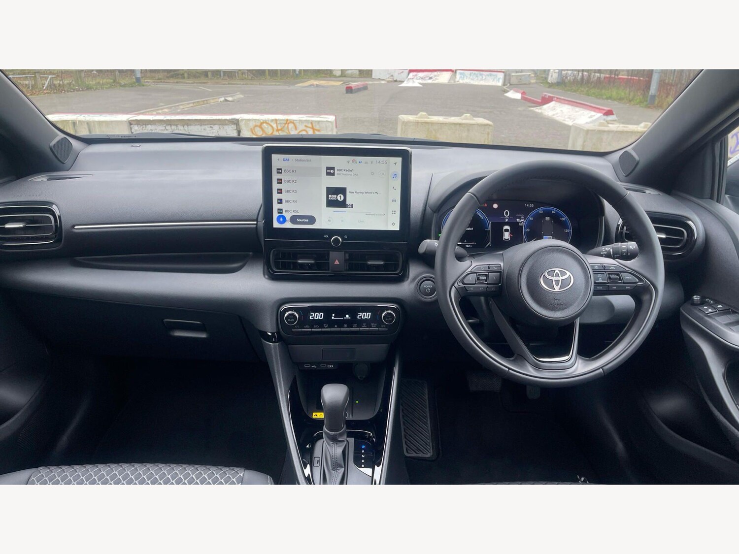 Used Toyota Yaris 2025 for sale - 77940336: Photo 7