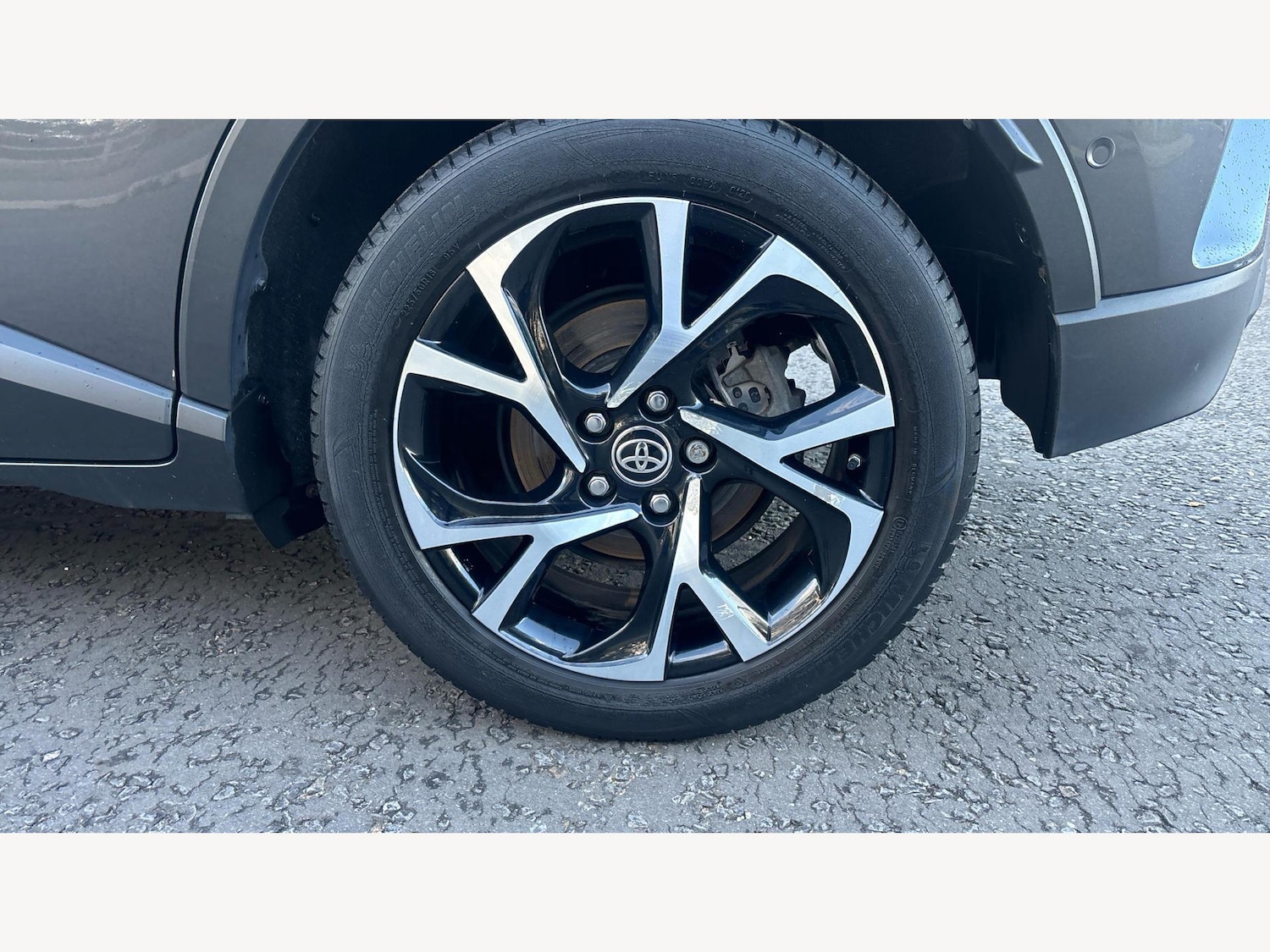 Used Toyota C-HR 2020 for sale - 76499125: Photo 25