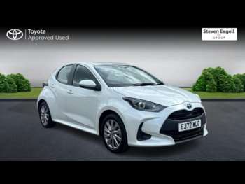 2022 (72) - 1.5 VVT-h Icon Hatchback 5dr Petrol Hybrid E-CVT Euro 6 (s/s) (116 ps)