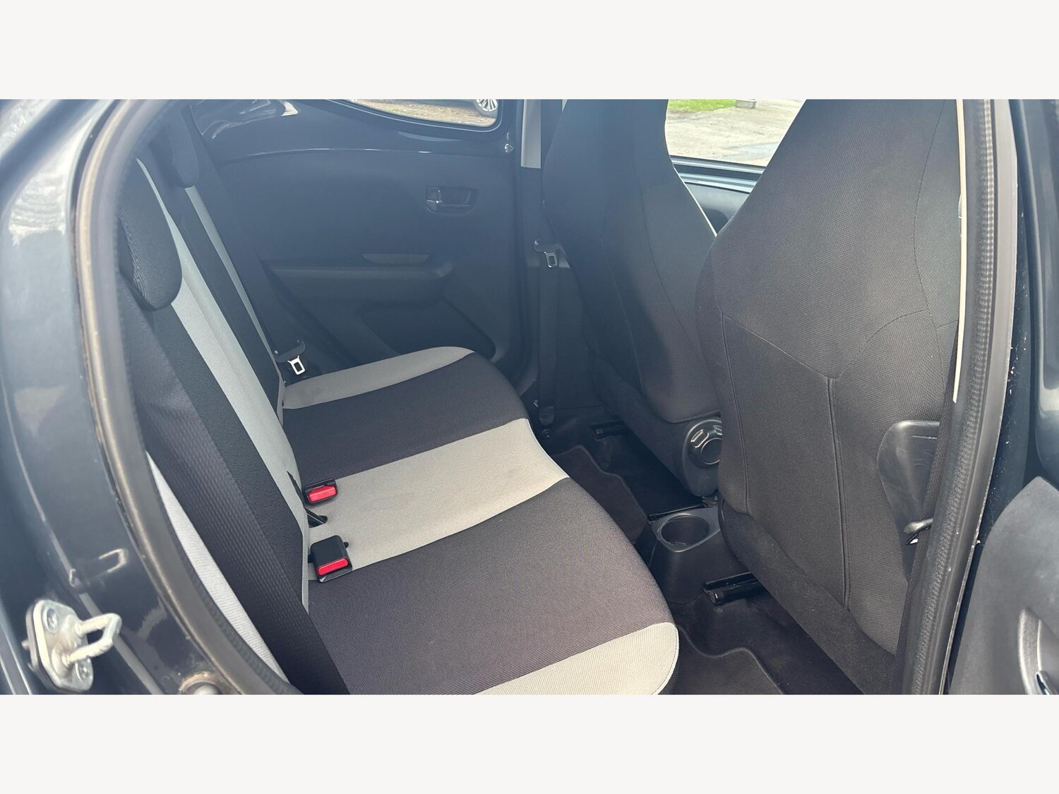 Used Toyota AYGO for sale - 77351640: Photo 14