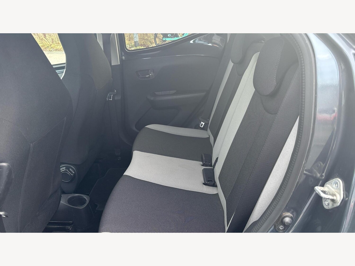 Used Toyota AYGO for sale - 77351640: Photo 15