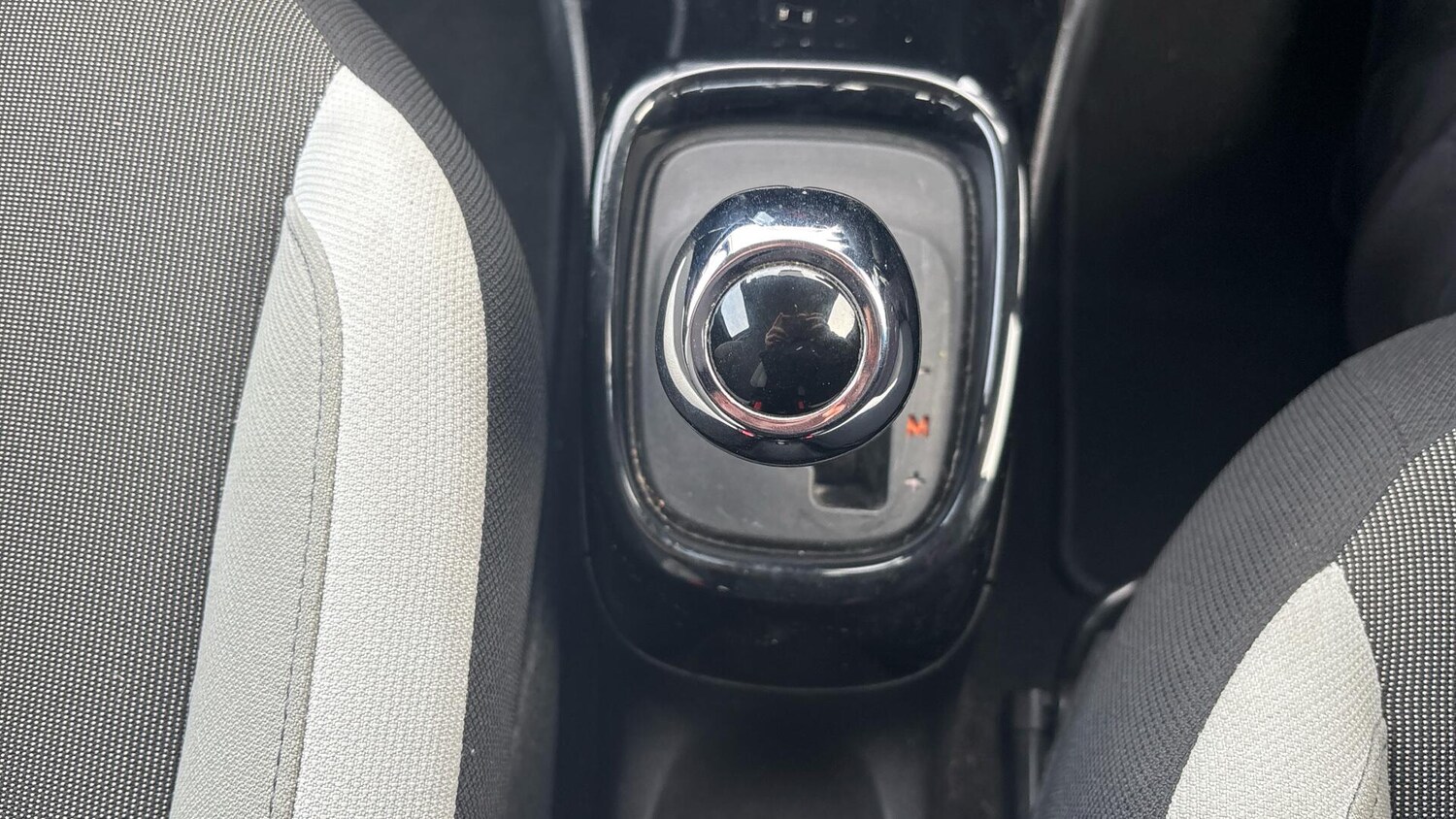 Used Toyota AYGO for sale - 77351640: Photo 35