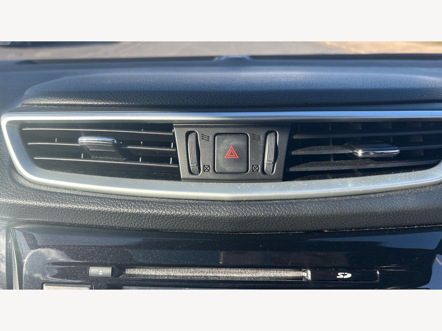 Used Nissan Qashqai 2017 for sale - 78062856: Photo 31