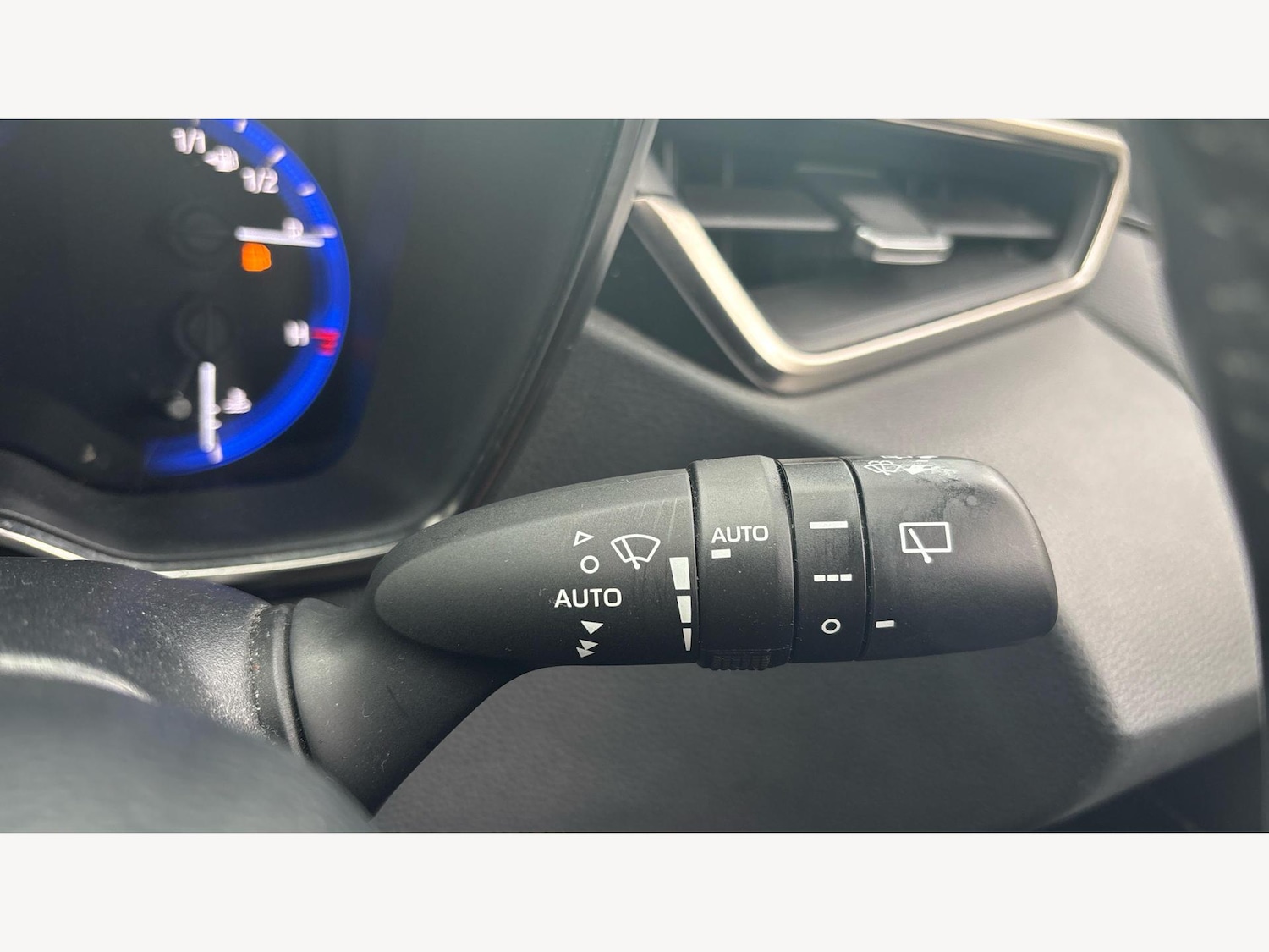 Used Toyota Corolla 2019 for sale - 76572609: Photo 25