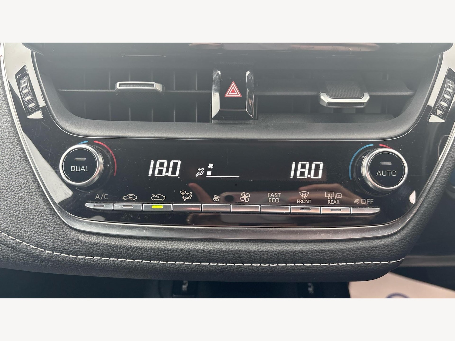 Used Toyota Corolla 2019 for sale - 76572609: Photo 31