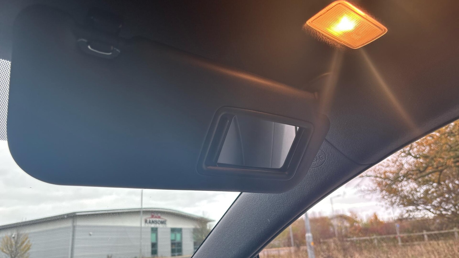 Used Toyota Corolla 2019 for sale - 76572609: Photo 37