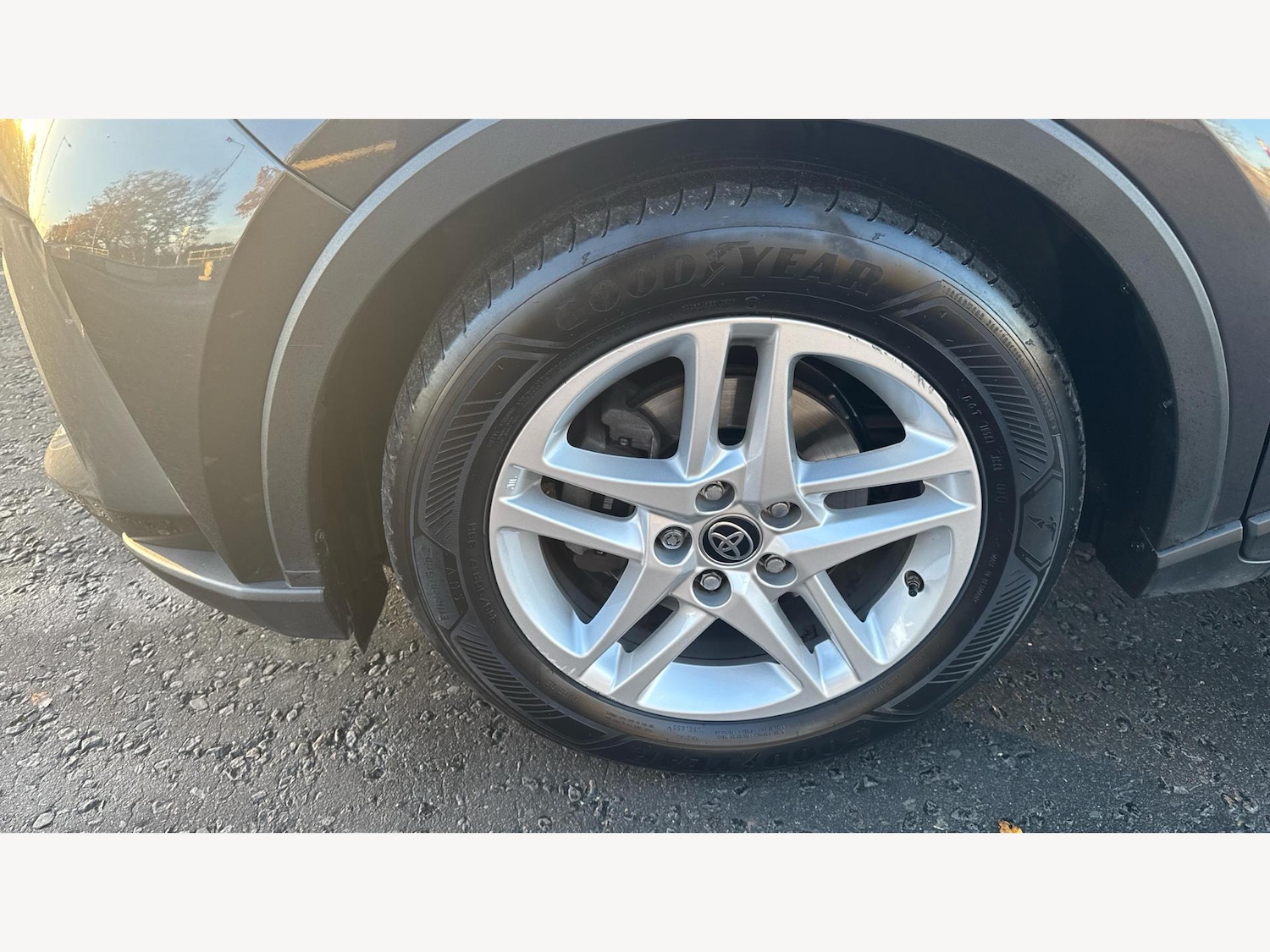 Used Toyota C-HR 2022 for sale - 76832403: Photo 27