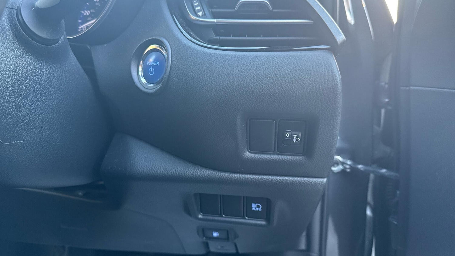 Used Toyota C-HR 2022 for sale - 76832403: Photo 37