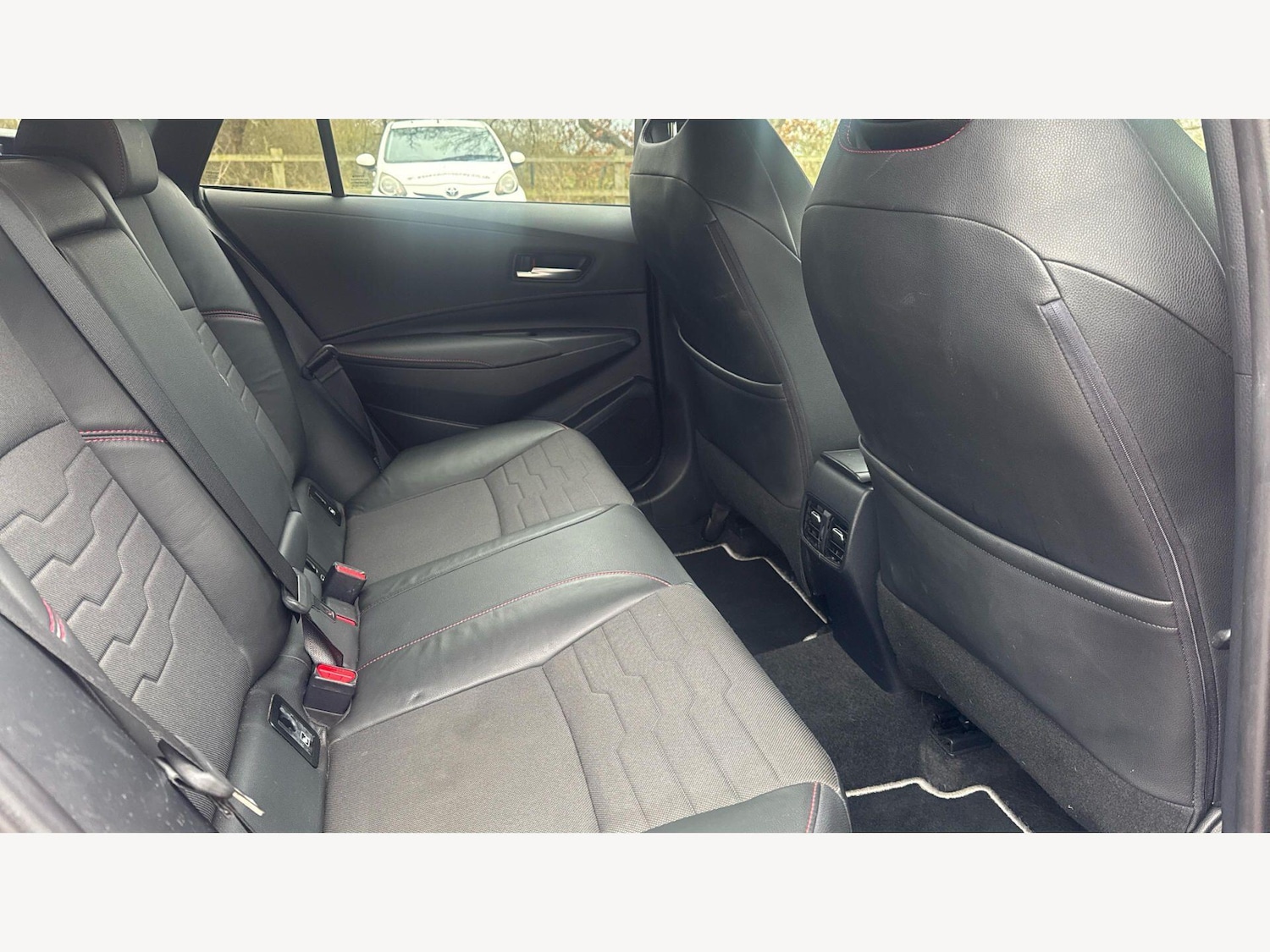 Used Toyota Corolla 2019 for sale - 77637621: Photo 14