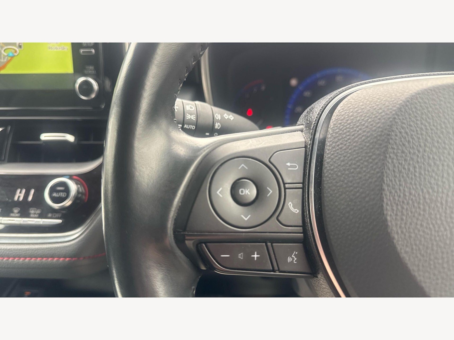 Used Toyota Corolla 2019 for sale - 77637621: Photo 24