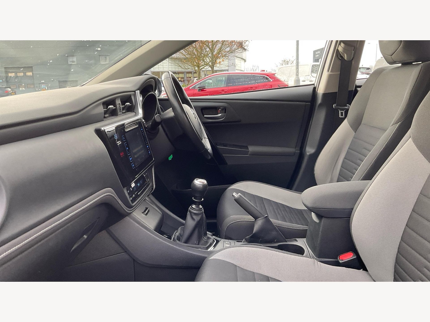 Used Toyota Auris 2017 for sale - 76823631: Photo 12