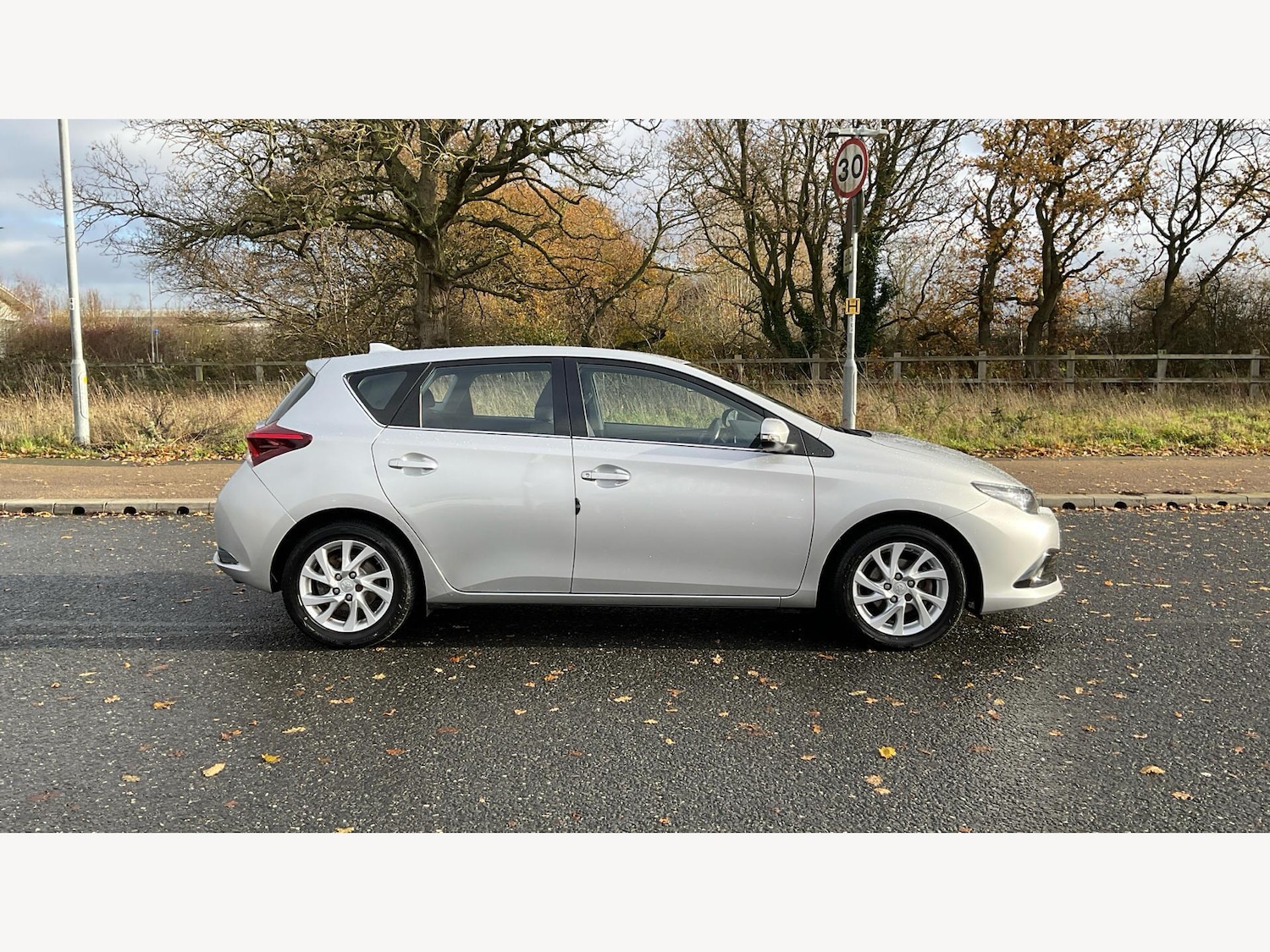 Used Toyota Auris 2017 for sale - 76823631: Photo 18