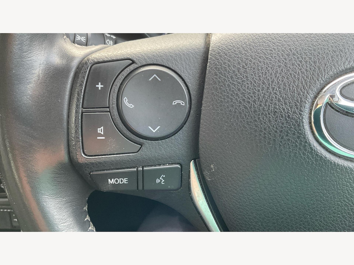 Used Toyota Auris 2017 for sale - 76823631: Photo 30