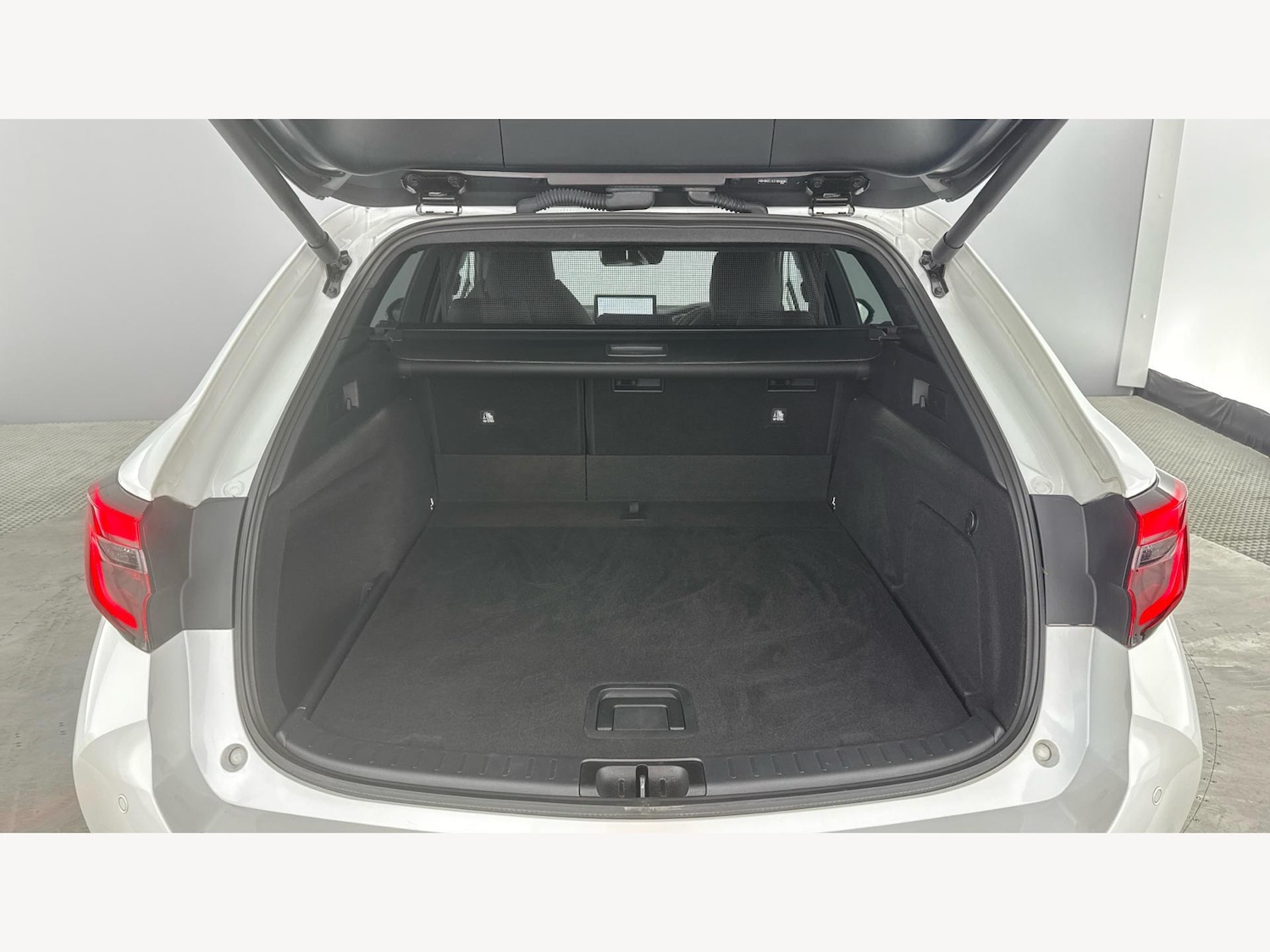 Used Toyota Corolla 2023 for sale - 76527909: Photo 16