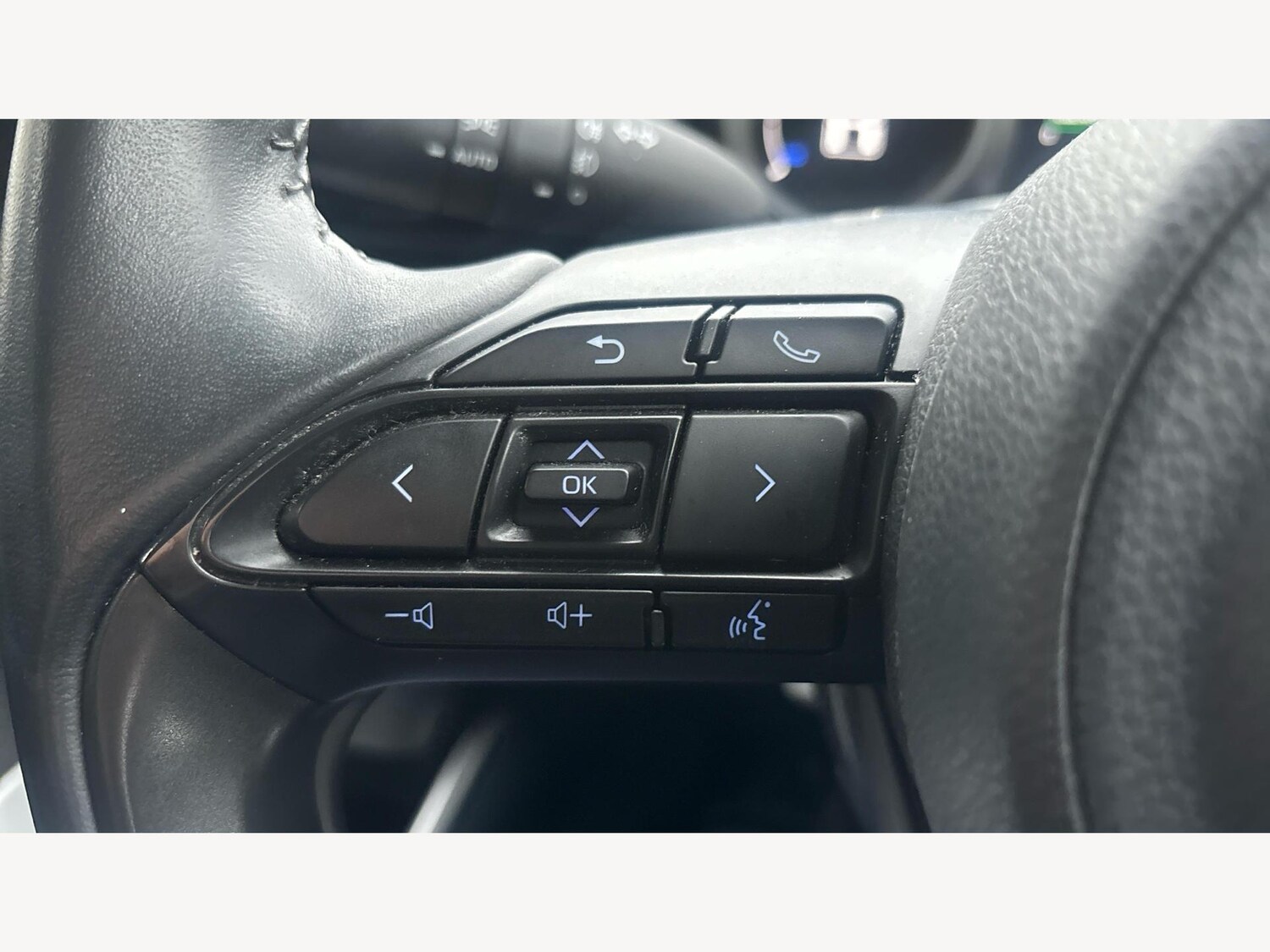 Used Toyota Yaris for sale - 76633658: Photo 30