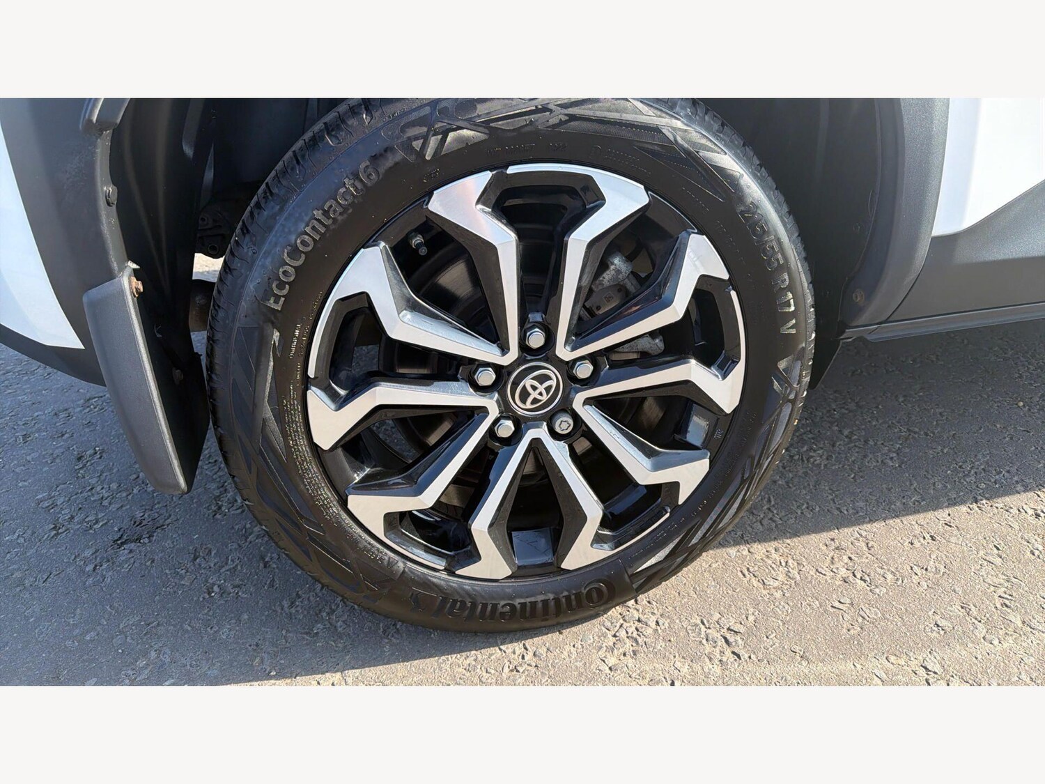 Used Toyota Yaris Cross for sale - 77957585: Photo 25