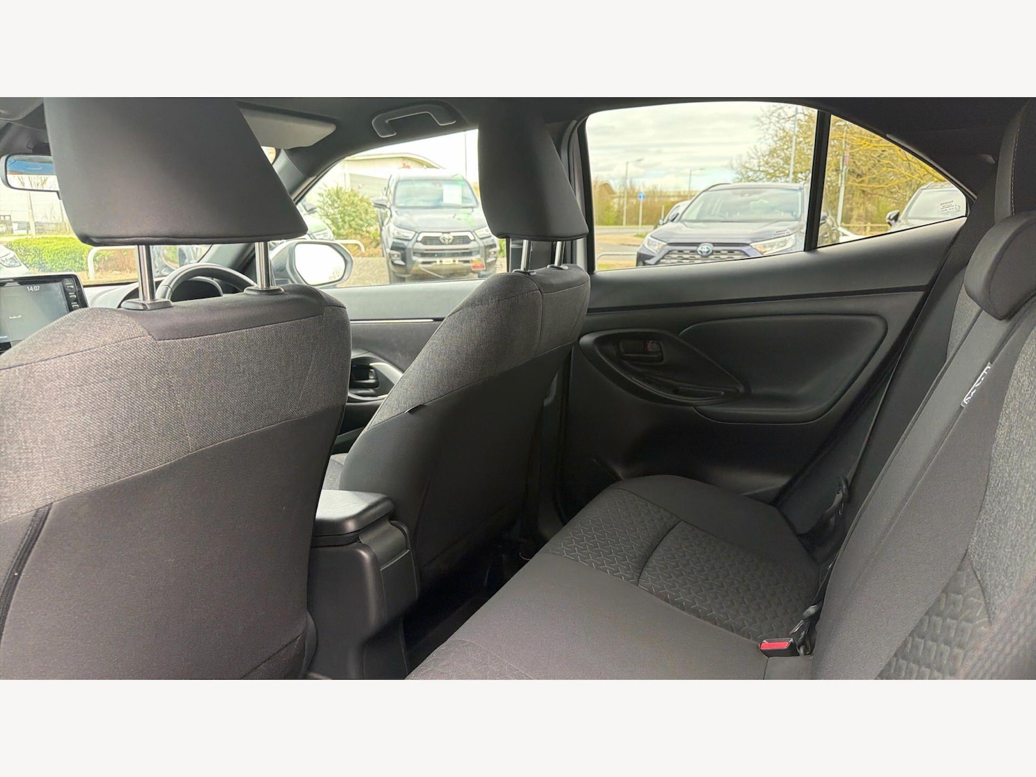 Used Toyota Yaris Cross 2023 for sale - 78047112: Photo 15