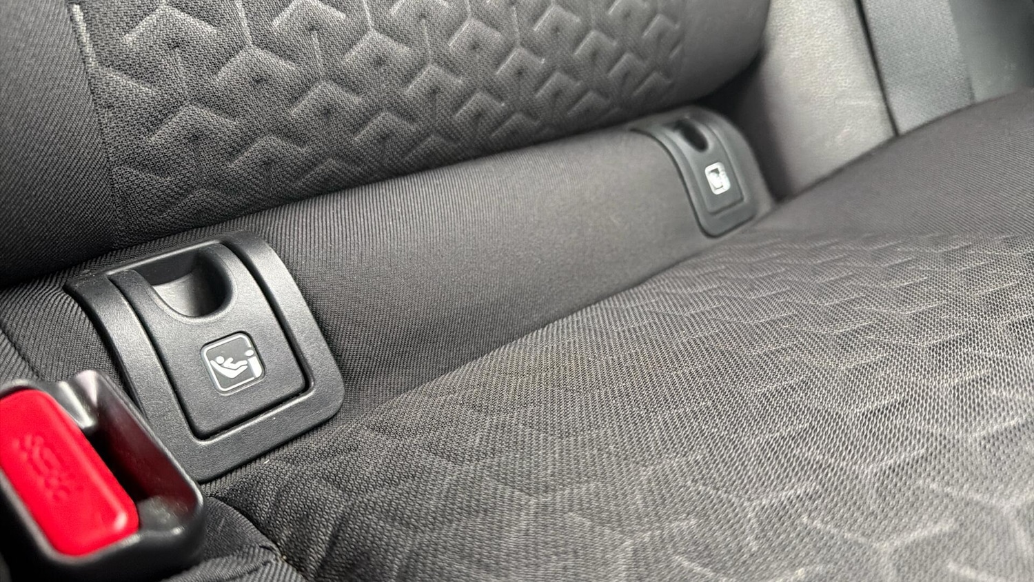 Used Toyota Yaris Cross 2023 for sale - 78047112: Photo 32