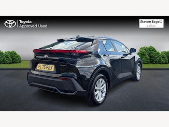 Used Toyota C-HR 2025 for sale - 79401333: Photo