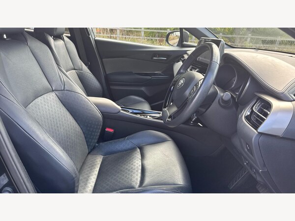Used Toyota C-HR 2023 for sale - 76215623: Photo 13