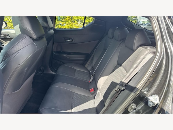 Used Toyota C-HR 2023 for sale - 76215623: Photo 15