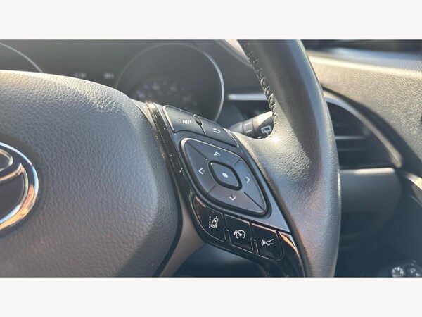 Used Toyota C-HR 2023 for sale - 76215623: Photo 39