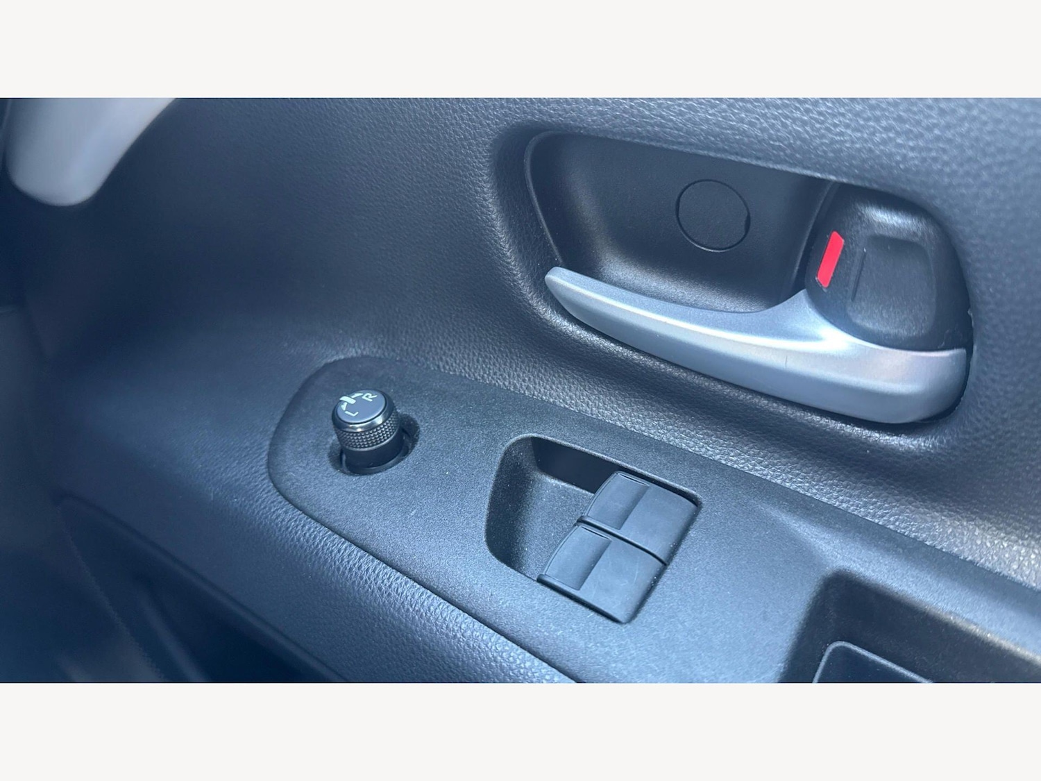 Used Toyota Aygo X for sale - 77753305: Photo 27