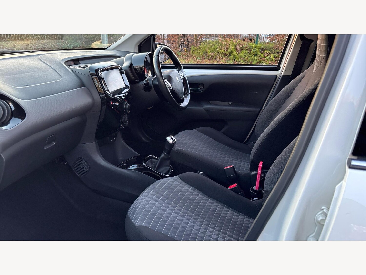 Used Peugeot 108 2021 for sale - 76832443: Photo 12