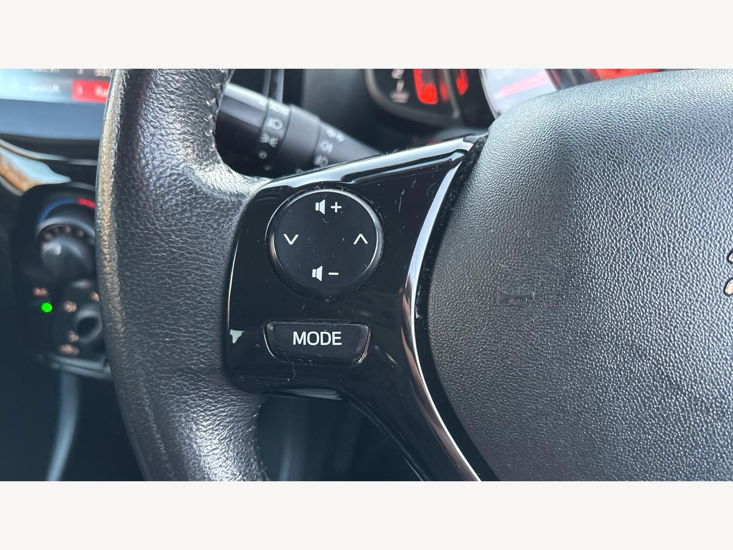 Used Peugeot 108 2021 for sale - 76832443: Photo 30