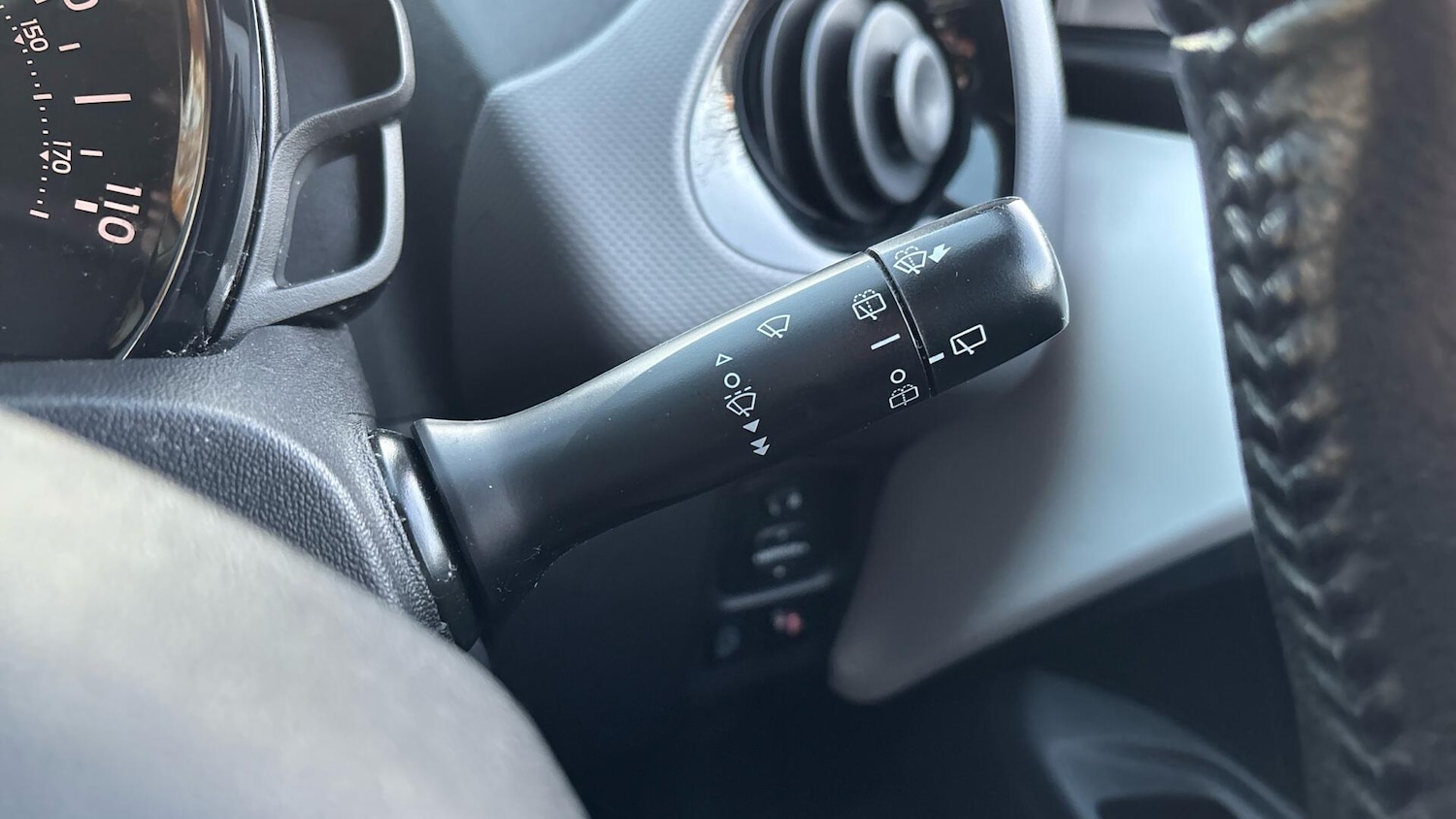 Used Peugeot 108 2021 for sale - 76832443: Photo 33