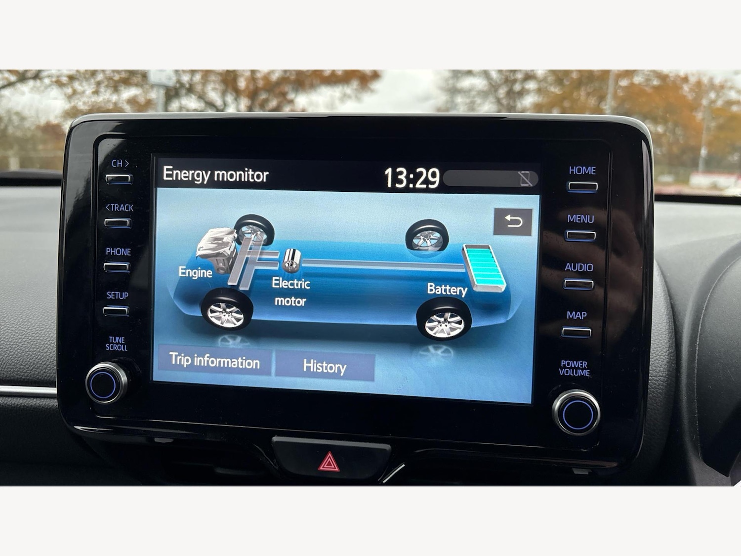 Used Toyota Yaris Cross 2024 for sale - 77454913: Photo 23