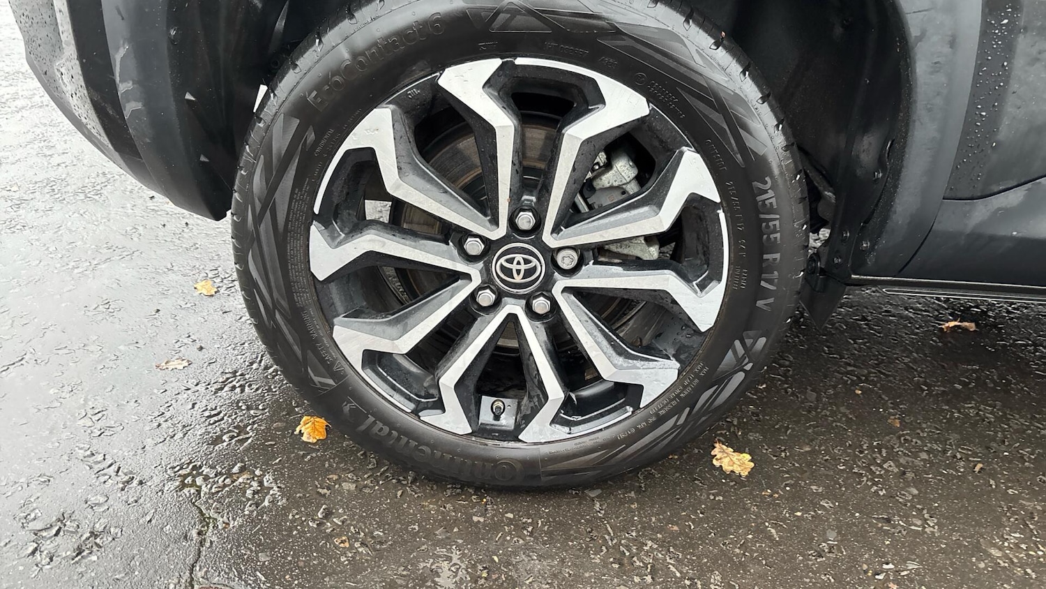 Used Toyota Yaris Cross 2024 for sale - 77454913: Photo 35