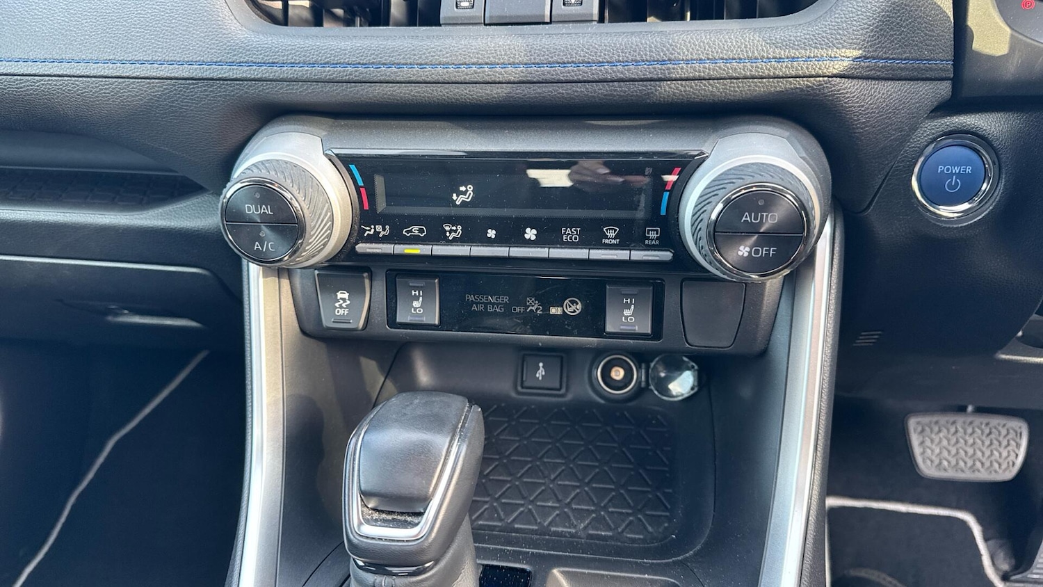 Used Toyota RAV4 2020 for sale - 76898898: Photo 39