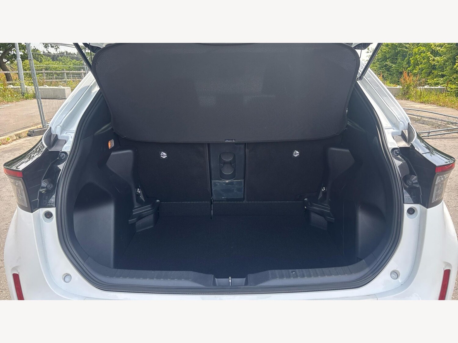 Used Toyota Yaris Cross 2022 for sale - 77524539: Photo 16