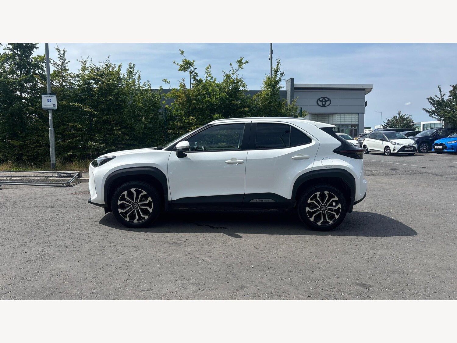 Used Toyota Yaris Cross 2022 for sale - 77524539: Photo 19