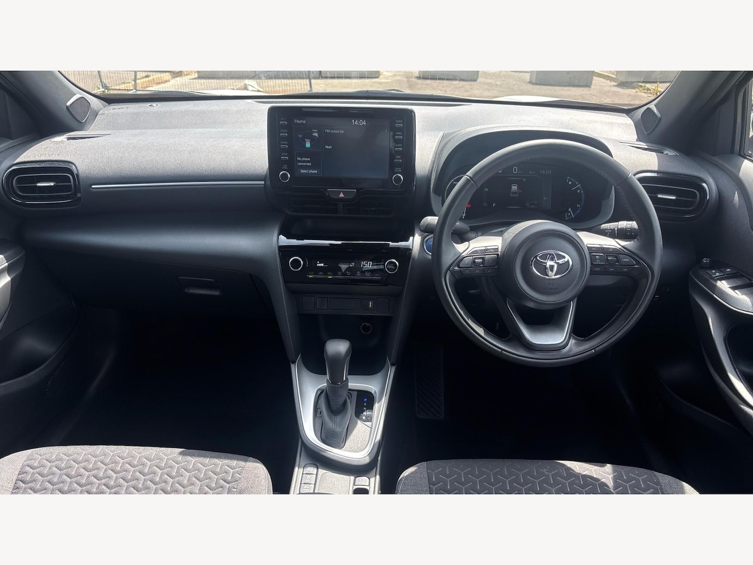 Used Toyota Yaris Cross 2022 for sale - 77524539: Photo 7