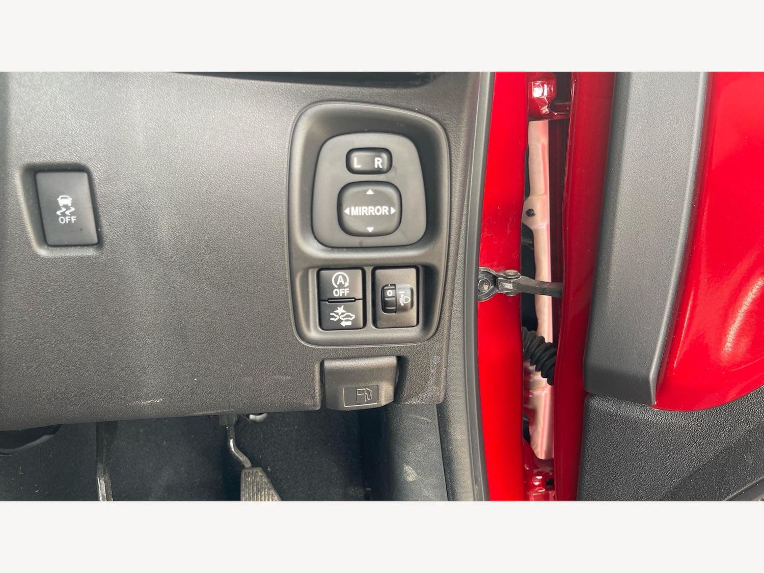 Vehicle 28