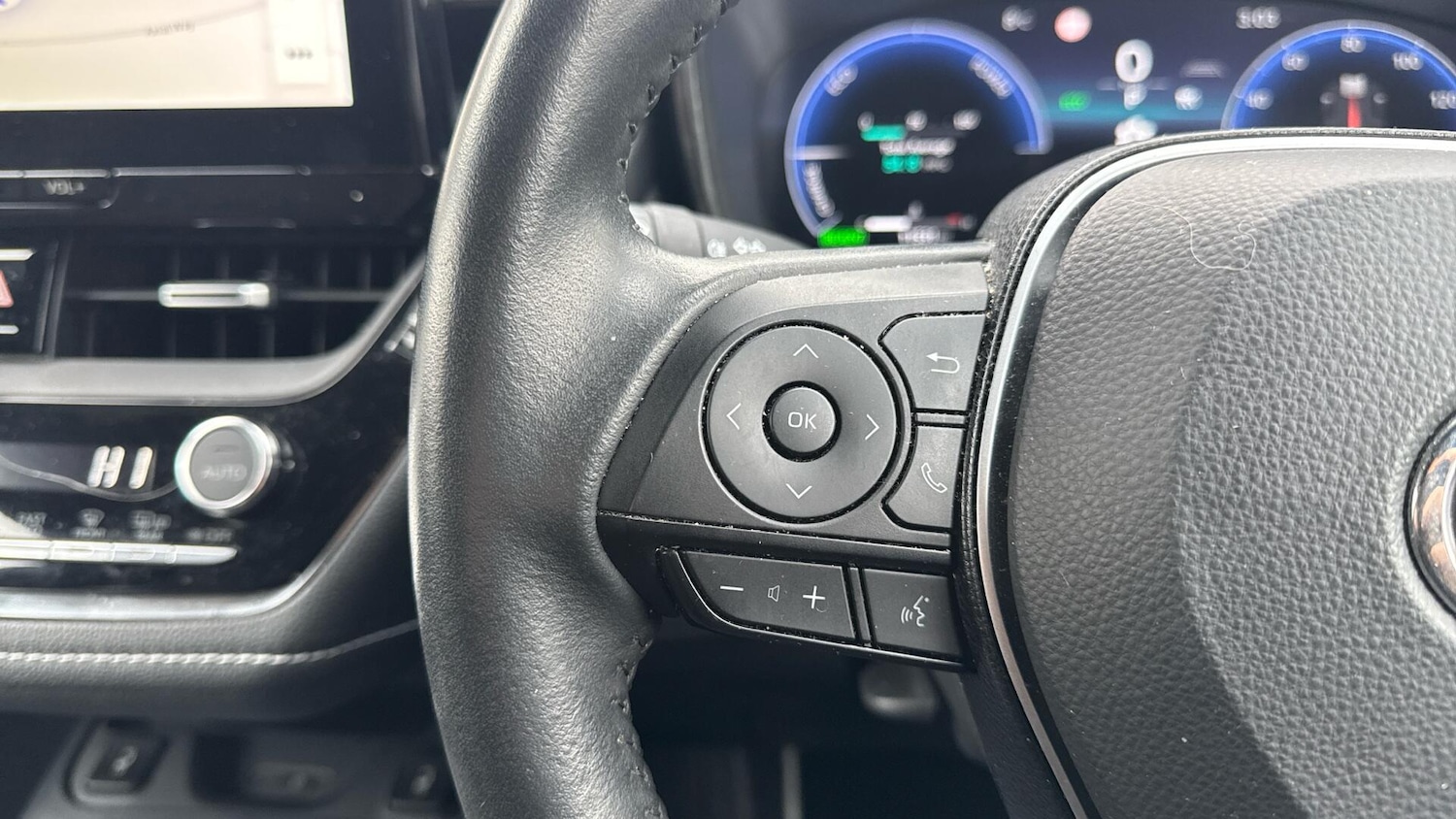 Used Toyota Corolla 2023 for sale - 77710048: Photo 37