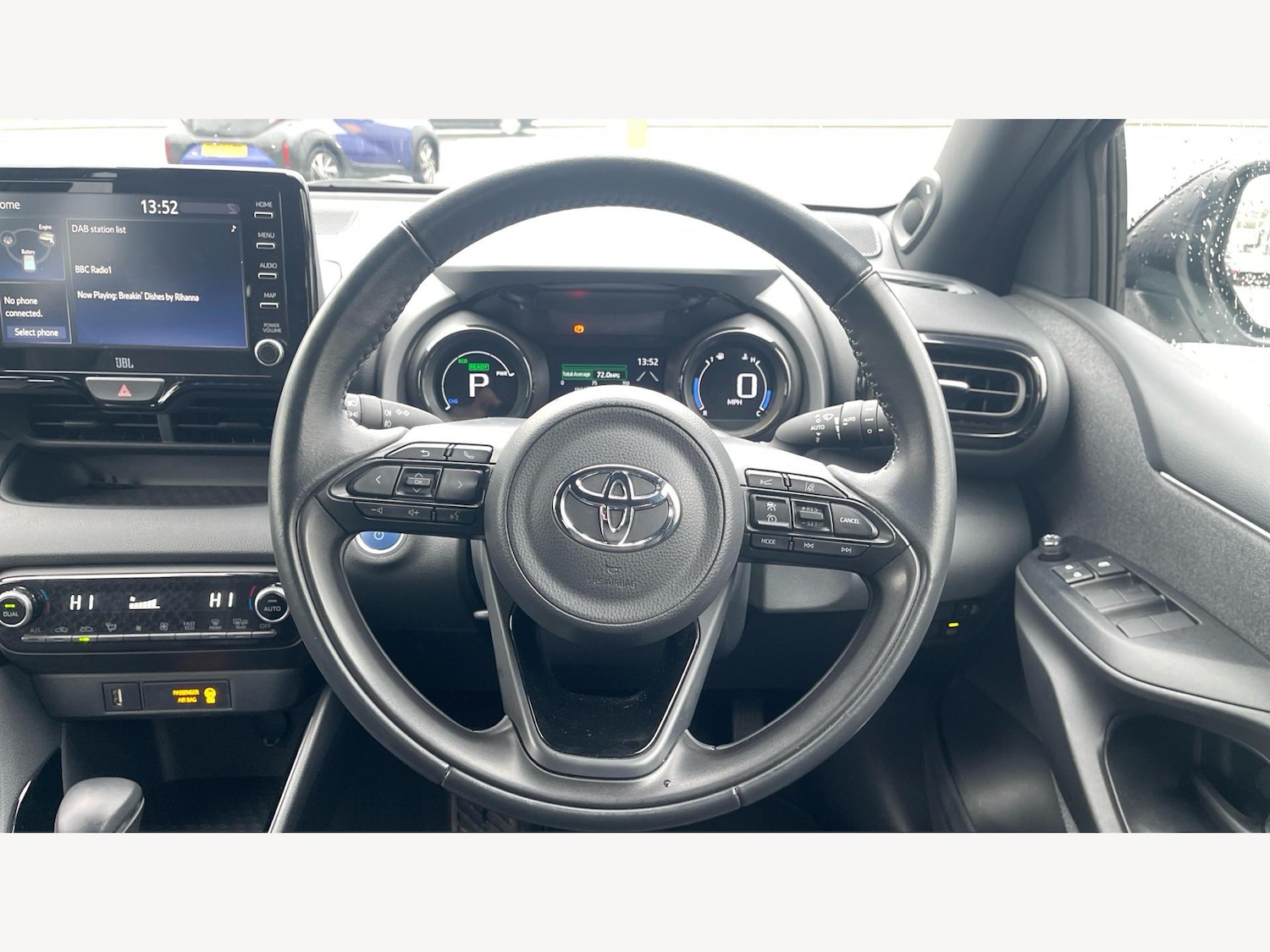 Used Toyota Yaris 2022 for sale - 77559402: Photo 10