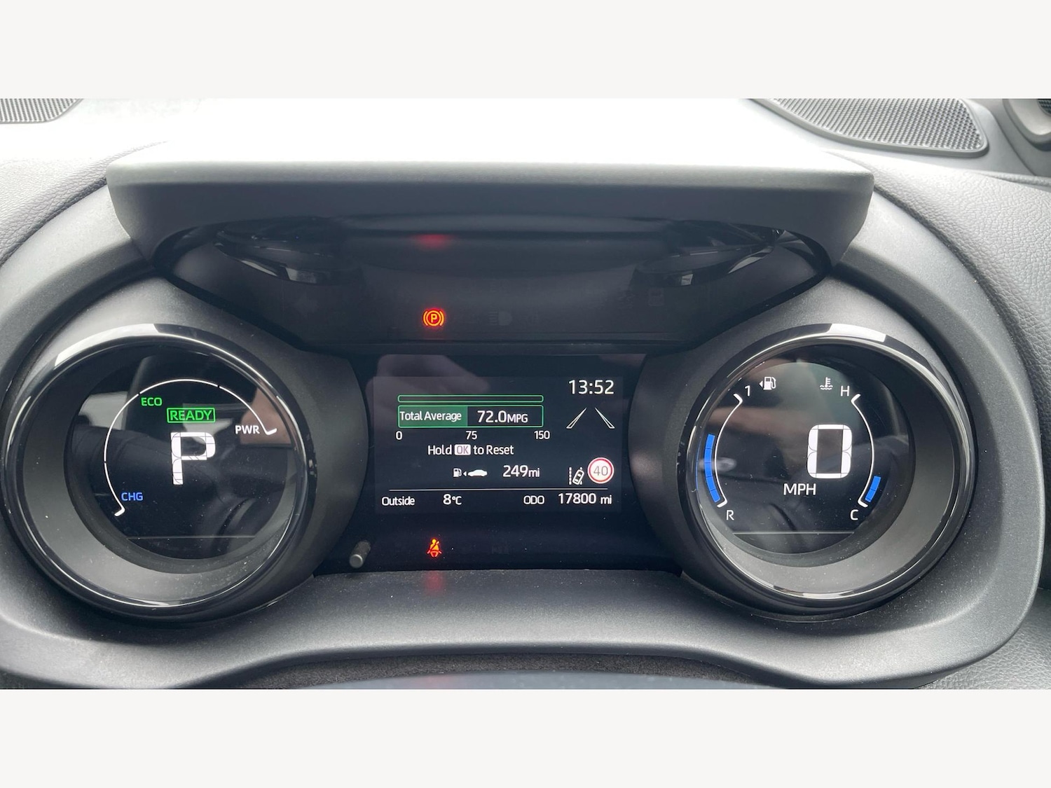 Used Toyota Yaris 2022 for sale - 77559402: Photo 11