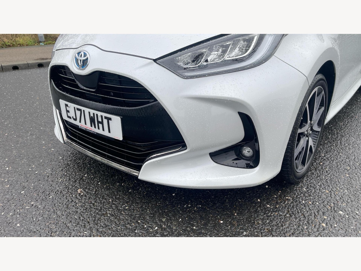 Used Toyota Yaris 2022 for sale - 77559402: Photo 27