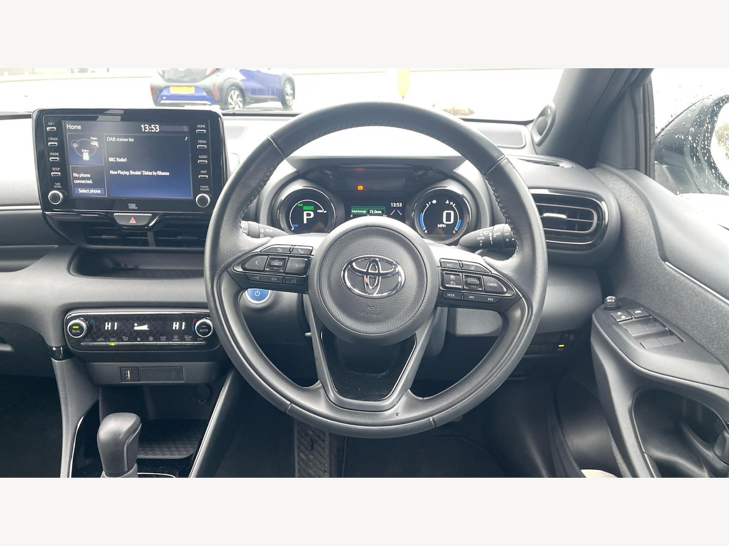 Used Toyota Yaris 2022 for sale - 77559402: Photo 8