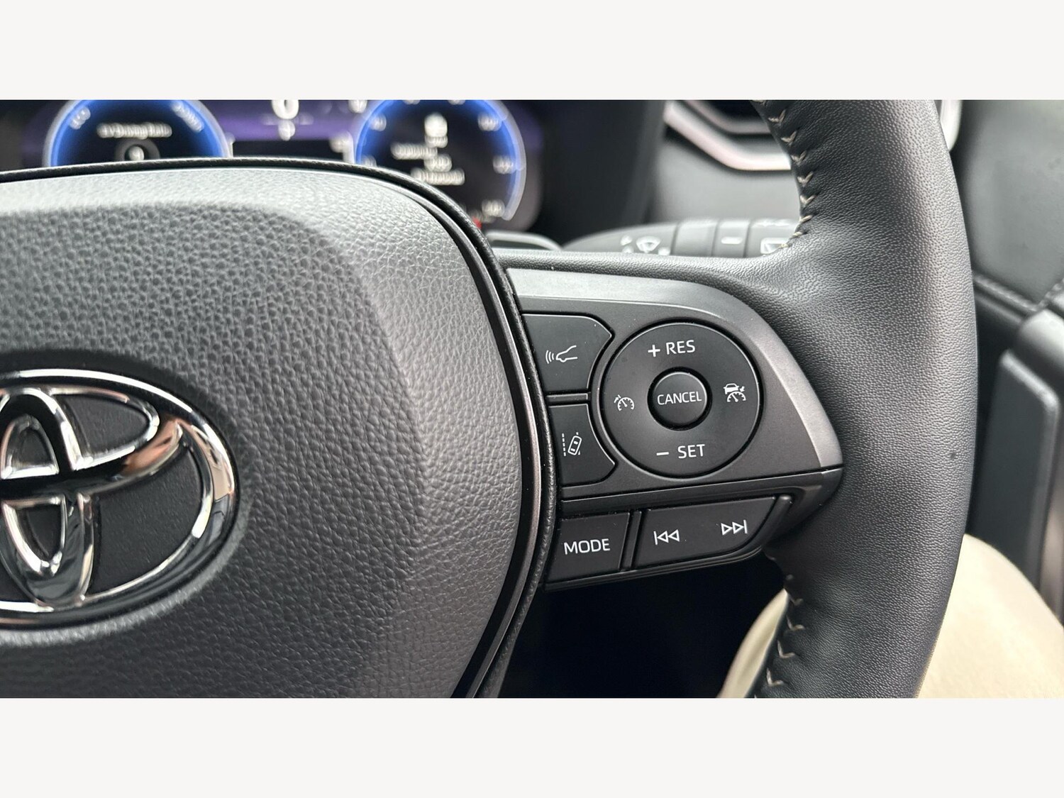 Used Toyota RAV4 2024 for sale - 77478670: Photo 31